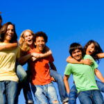 Coach interactivo cultural y artístico para juveniles