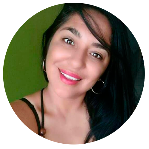 Mónica Kava es Beatriz - ArtesUnidas.com Mónica Kava es Beatriz - ArtesUnidas.com