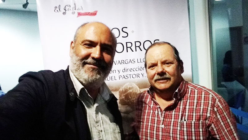 Junto a Miguel Pastor Director de Los Cachorros - ArtesUnidas.com