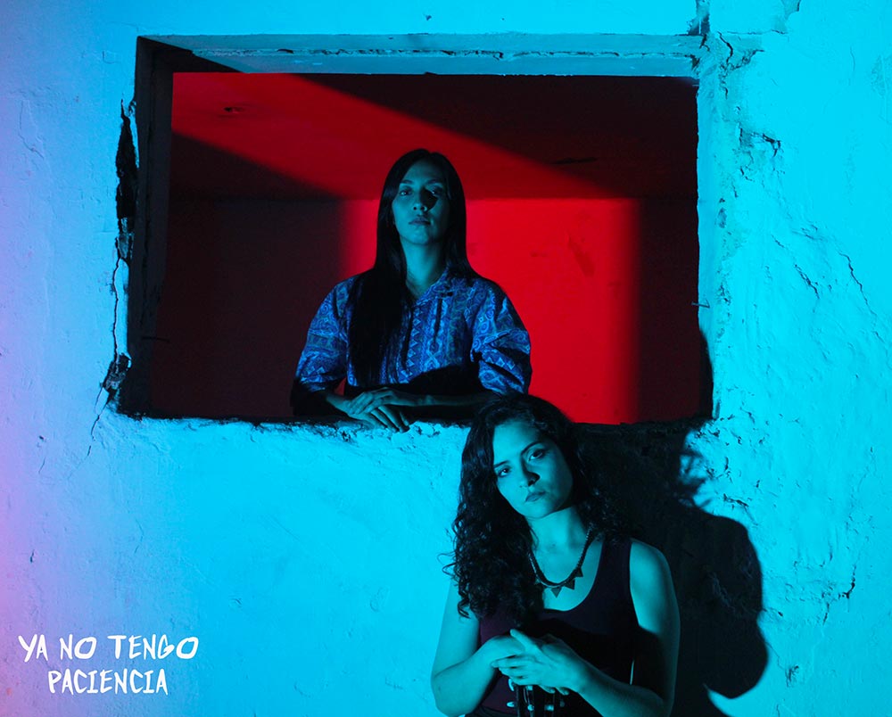 Astrid Villavicencio y Nuria Mayor, Actriz y Guitarrista de Ya no tengo paciencia.