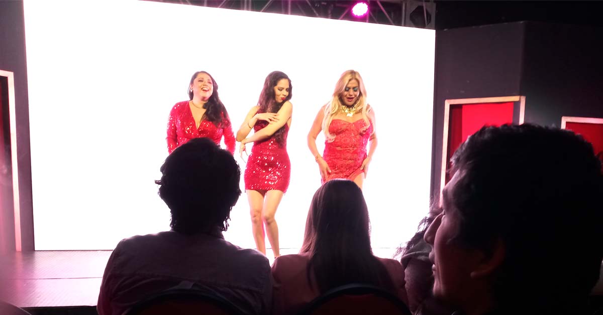 Mujeres infieles comicidad con mensaje directo
