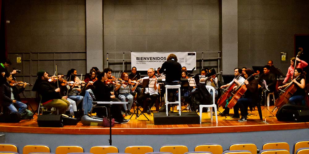 Orquesta Filarmónica de Lima renace tras 25 años de silencio