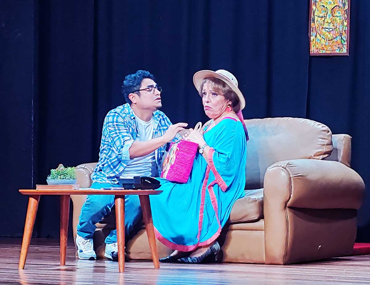Cecilia Tosso es una madre genial y divertida en "Mi Mujer es el Gasfitero" Cecilia Tosso es una madre genial y divertida en "Mi Mujer es el Gasfitero"