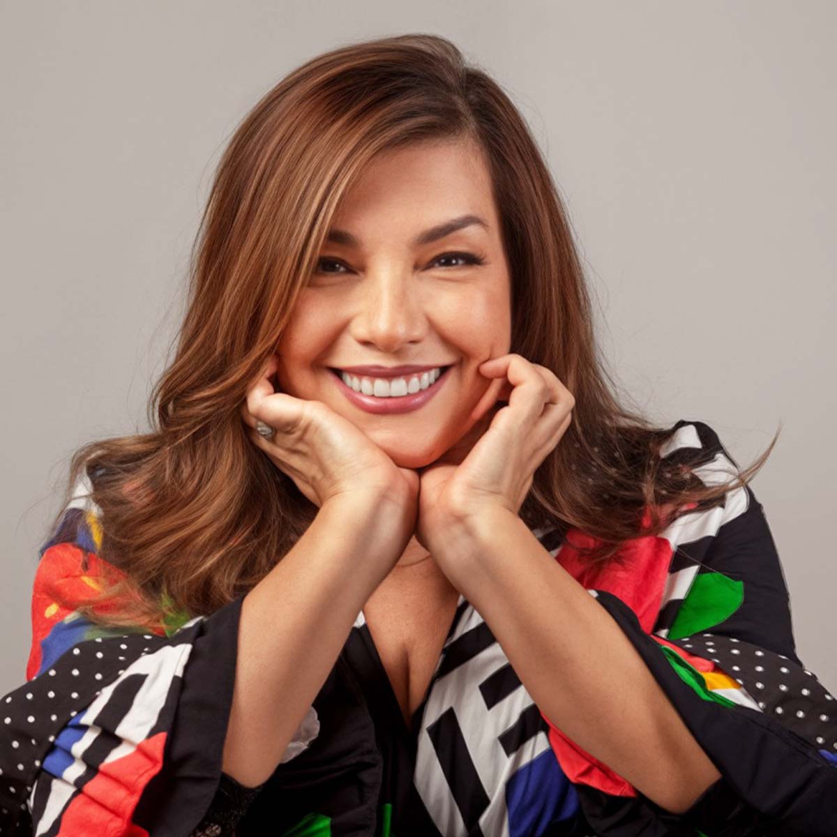 Elena Romero se presenta en la Estacion de Barranco con "Por mi Santa Madre"